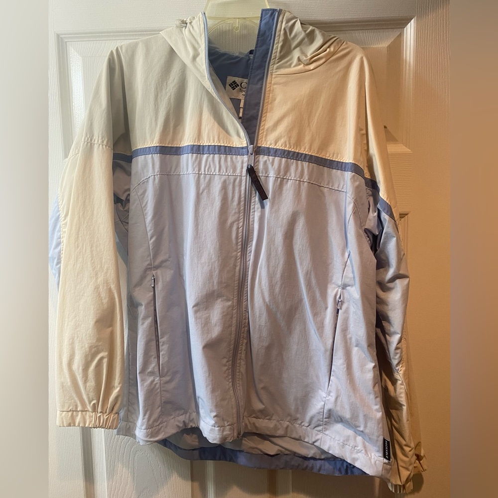 Columbia Light Weight Jacket